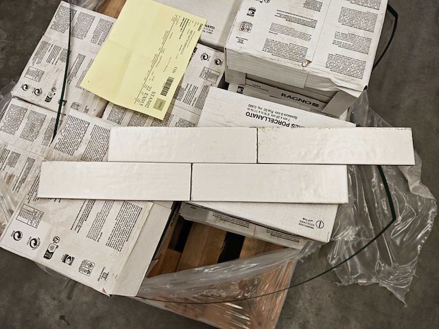 Ragno eden bianco glans wandtegel 7x28 cm 14,7 m² - afbeelding 1 van  6