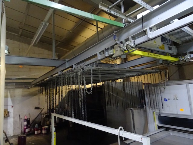 Railsysteem + 2x spuitcabine - afbeelding 14 van  21