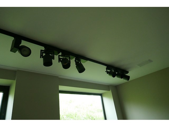 Railsysteem plafondverlichting met led-spots - afbeelding 2 van  6