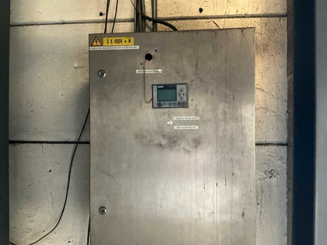 Railtechniek poederlak installatie - afbeelding 3 van  13