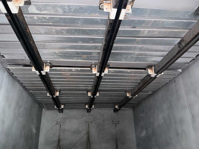 Railtechniek poederlak installatie - afbeelding 5 van  13