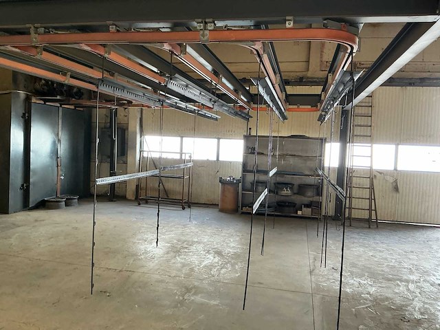 Railtechniek poederlak installatie - afbeelding 8 van  13