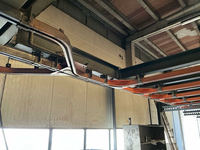 Railtechniek poederlak installatie - afbeelding 12 van  13