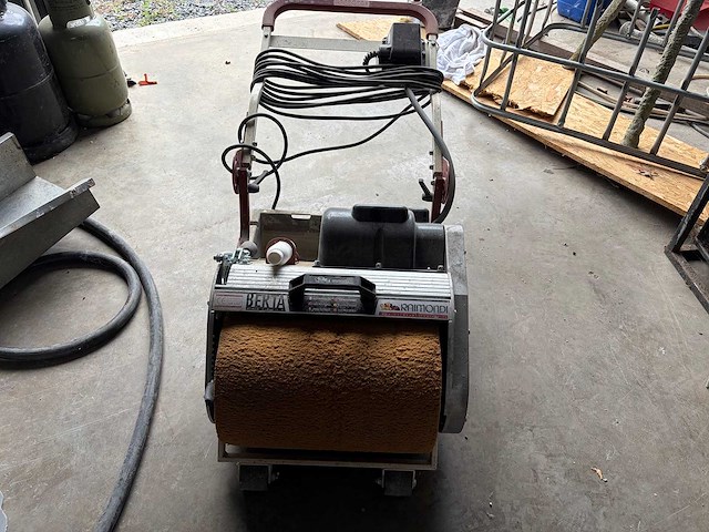 Raimondi - berta - sponsmachine - vloerschrobmachine - afbeelding 2 van  5