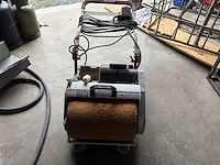 Raimondi - berta - sponsmachine - vloerschrobmachine - afbeelding 2 van  5