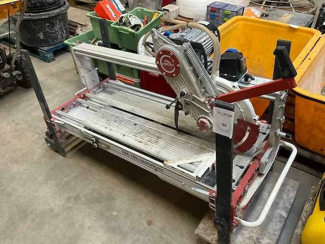 Raimondi zoe 105 tegelzaagmachine - afbeelding 1 van  7