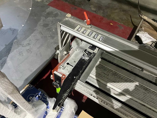 Raimundi zoe 130 tafelzaagmachine - afbeelding 9 van  11