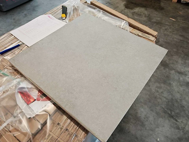 Rako abetone grey mat tegel 59,8x59,8 cm 46,08 m² - afbeelding 3 van  8