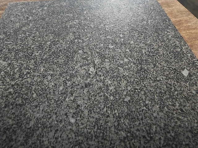 Rako block black mat tegel 15x15 cm 29,23 m² - afbeelding 5 van  7