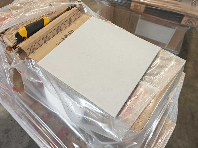 Rako form light grey mat tegel 30x30 cm 18,33 m² - afbeelding 5 van  8