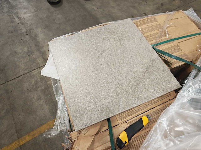 Rako kaamos grey mat tegel 44,5x44,5 cm 18,14 m² - afbeelding 2 van  8