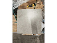 Rako kaamos grey mat tegel 44,5x44,5 cm 18,14 m² - afbeelding 3 van  8