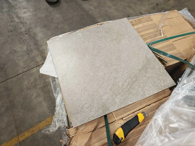 Rako kaamos grey mat tegel 44,5x44,5 cm 2,22 m² - afbeelding 2 van  8