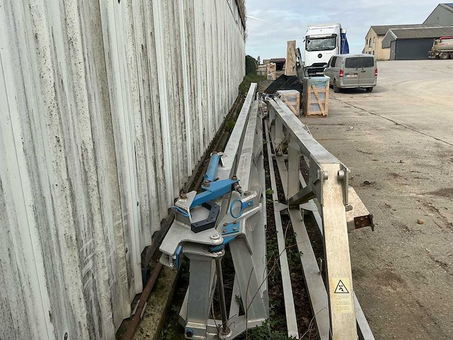 Rampen plus basis lot van onderdelen veldspuit - afbeelding 12 van  16