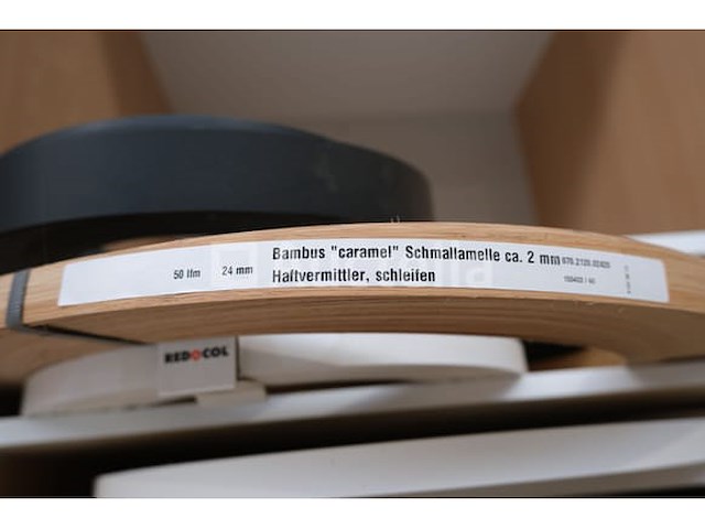 Randen lijmen - afbeelding 10 van  11