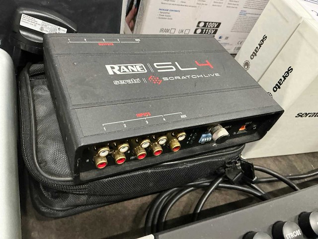 Rane sl4 dj interface (2x) - afbeelding 1 van  4