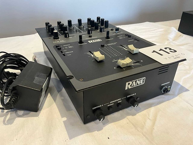 Rane ttm56 analoge mengtafel - afbeelding 3 van  4