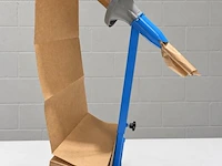 Ranpak fillpak m – manuele papierdispenser met tafelstatief - afbeelding 3 van  3