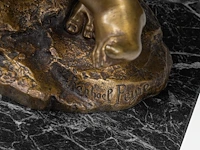 Raphaël charles peyre (1872-1949), a patinated bronze group of three music-making putti the bronze: 60 cm. (23.62 in.), with marble base: 65.5 cm. (25.78 in.) - afbeelding 8 van  8