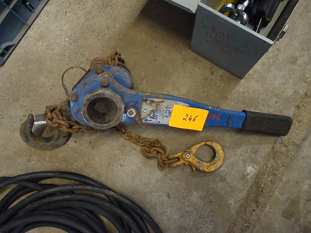 Rateltakel 1,5 t - afbeelding 1 van  2