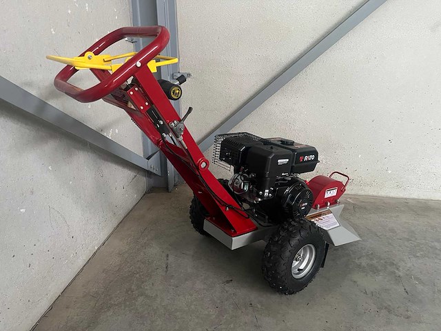 Rato stobbenfrees - afbeelding 15 van  16