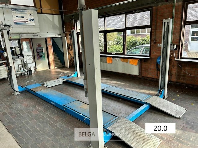 Ravaglioli 4-koloms hefbrug 4000kg (defect) - afbeelding 1 van  9