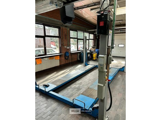 Ravaglioli 4-koloms hefbrug 4000kg (defect) - afbeelding 3 van  9