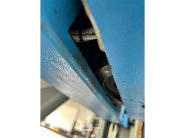 Ravaglioli 4-koloms hefbrug 4000kg (defect) - afbeelding 8 van  9