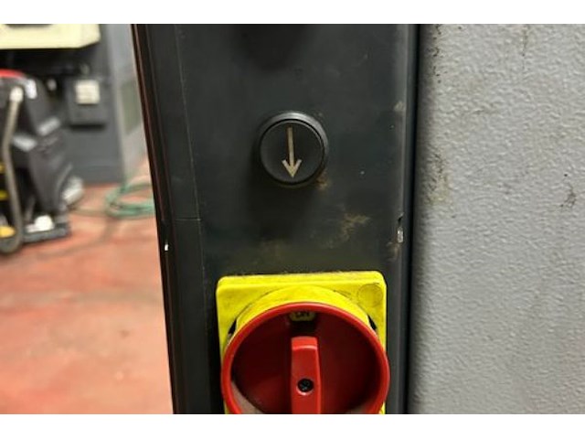 Ravaglioli 4-paals hefbrug 4000kg - afbeelding 6 van  10