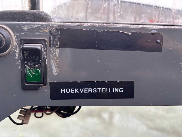 Ravo - 1999 - 560 - straatveegmachine - afbeelding 7 van  18