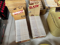 Raw mix kavel diverse rookwaren producten - afbeelding 1 van  1