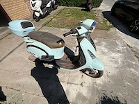 Razzo capri 125 125 scooter - afbeelding 1 van  13