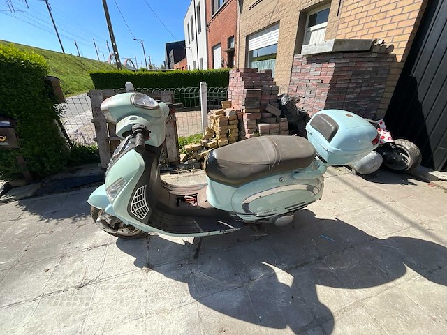 Razzo capri 125 125 scooter - afbeelding 4 van  10