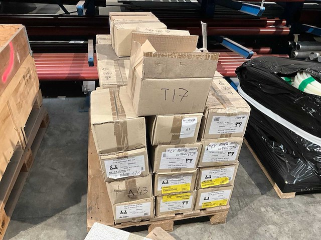 Rbm partij vloerverwarming montagestukken - afbeelding 1 van  2