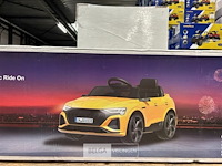 R/c licensed audi sq8 e-tron black - afbeelding 2 van  4