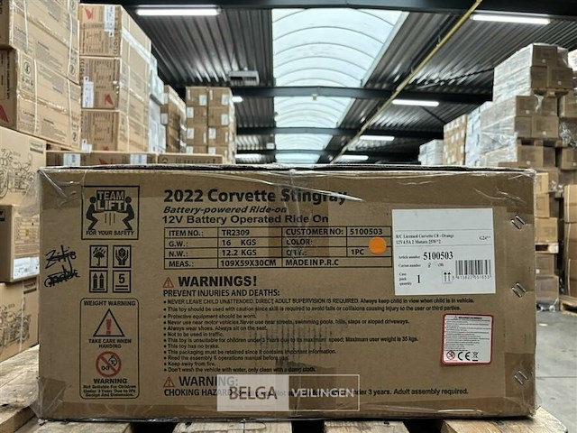 R/c licensed corvette c8 - orange - afbeelding 2 van  3