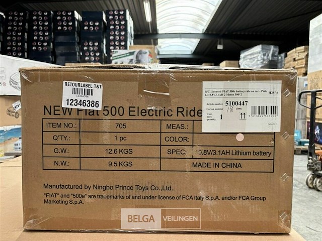 R/c licensed fiat 500e battery ride on car pink - afbeelding 3 van  4