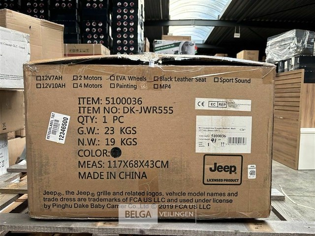 R/c licensed jeep wrangler rubicon - black - afbeelding 3 van  4