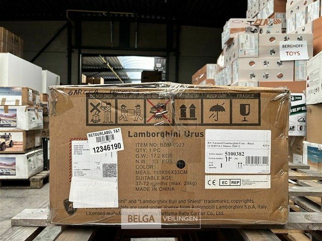 R/c licensed lamborghini urus - black - afbeelding 3 van  4