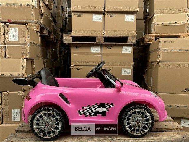 R/c ride on car porsche look - pink - afbeelding 1 van  9