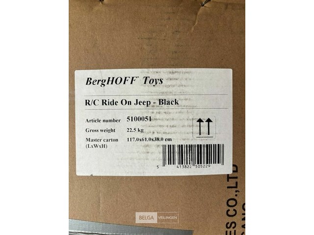 R/c ride on jeep - black - afbeelding 4 van  4