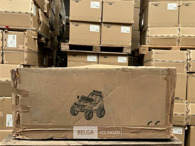 R/c ride on jeep - red - afbeelding 2 van  4