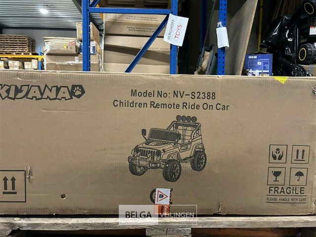 R/c ride on jeep - white - afbeelding 3 van  5