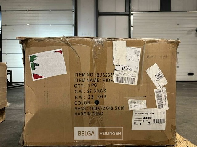 R/c ride on jeep black - afbeelding 3 van  4