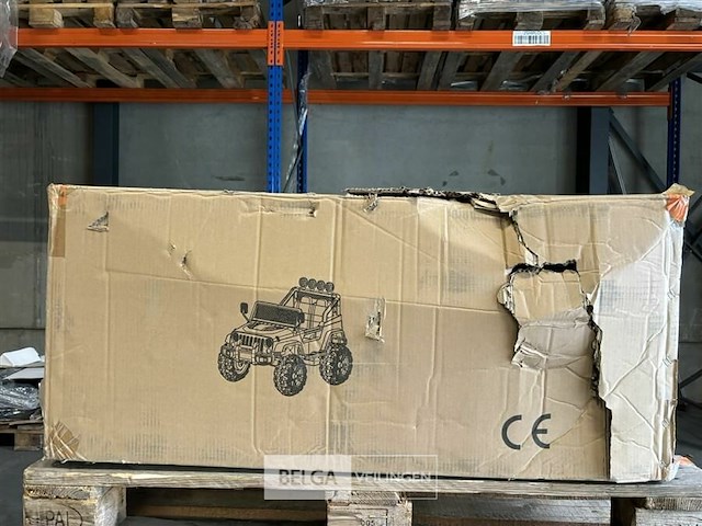 R/c ride on jeep white - afbeelding 2 van  4