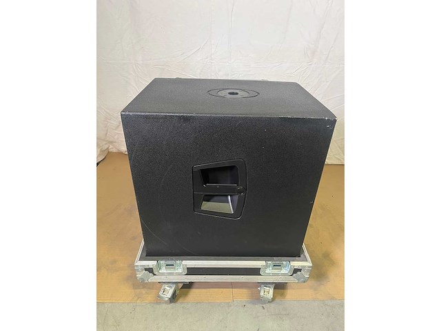 Rcf art905-as powered subwoofer - afbeelding 2 van  6