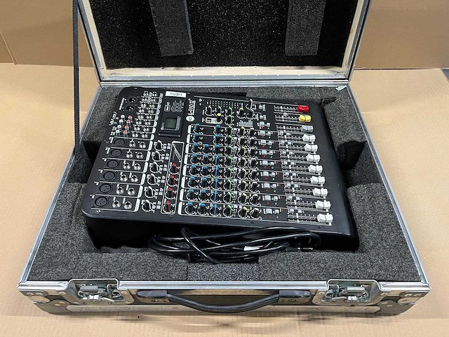 Rcf l-pad 12cx 12-channel mixer with effects - afbeelding 2 van  8
