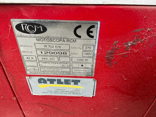Rcm r702 e/5 vloerveegmachine - afbeelding 1 van  2