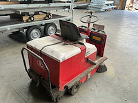 Rcm r702 e/5 vloerveegmachine - afbeelding 7 van  7