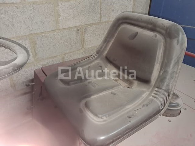 Rcm r850 ride-on veegmachine - afbeelding 1 van  7